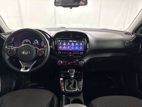 Used 2021 Kia Soul EX image 16