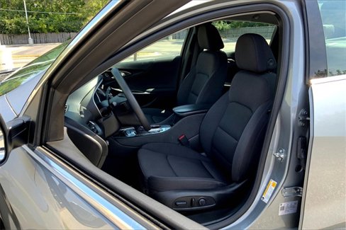 Used 2023 Chevrolet Malibu LT image 24