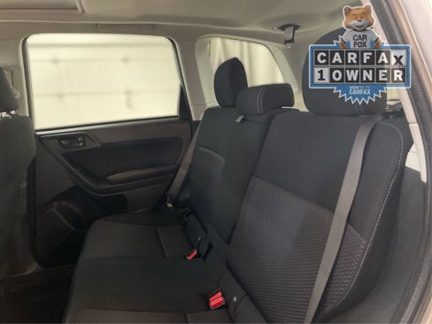 Used 2018 Subaru Forester 2.5i Premium w/ All-Weather Package image 11