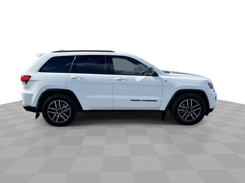 Used 2020 Jeep Grand Cherokee Trailhawk image 9