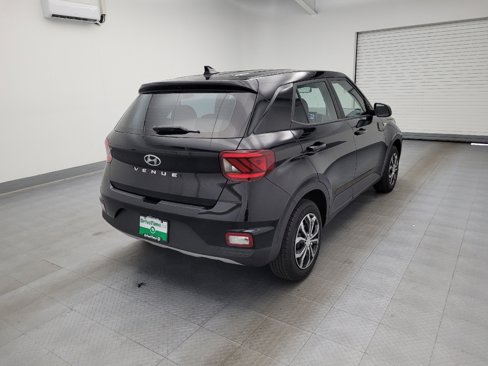 Used 2020 Hyundai Venue SE image 9