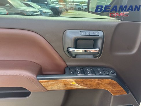 Used 2014 Chevrolet Silverado 1500 High Country w/ High Country Premium Package image 11