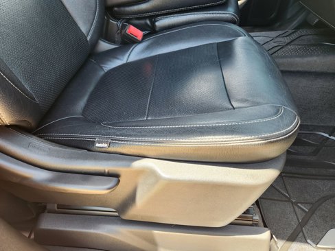 Used 2019 Chevrolet Silverado 1500 LT w/ Texas Edition image 29