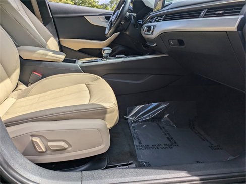 Used 2017 Audi A4 2.0T Premium image 3
