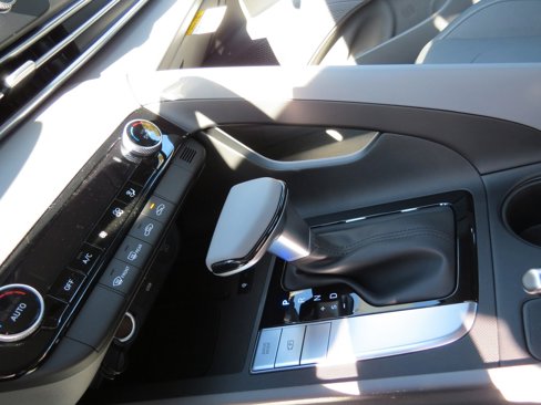 New 2025 Hyundai Elantra Sport image 14