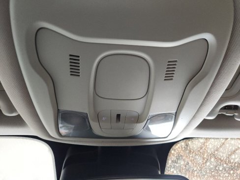 Used 2015 Jeep Renegade Trailhawk image 19