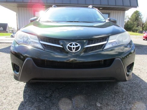 Used 2013 Toyota RAV4 LE image 3
