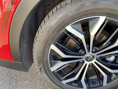 Used 2023 Toyota Crown image 3