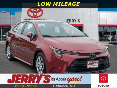 Certified 2024 Toyota Corolla LE image 1