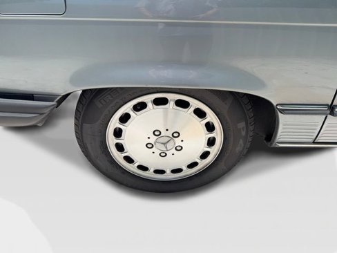 Used 1989 Mercedes-Benz 560 SL image 12