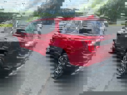 Used 2023 GMC Acadia SLT w/ Technology Package image 11