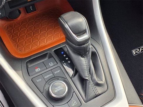 Used 2020 Toyota RAV4 Adventure image 17