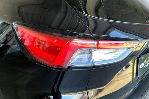 Used 2022 Ford Escape SE w/ Cold Weather Package image 31