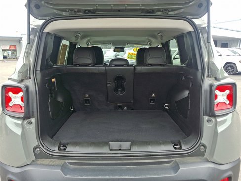 Used 2021 Jeep Renegade Trailhawk image 29