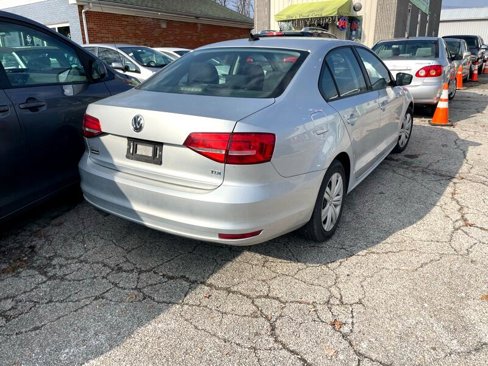 Used 2015 Volkswagen Jetta TDI S image 7