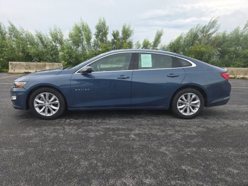 Used 2024 Chevrolet Malibu LT image 2