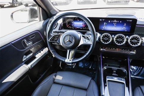 Used 2024 Mercedes-Benz GLB 250 4MATIC image 14