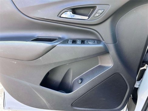 Certified 2023 Chevrolet Equinox LT image 28