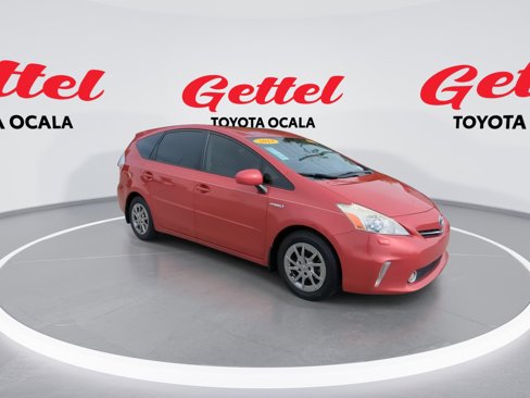 Used 2013 Toyota Prius V Five image 2