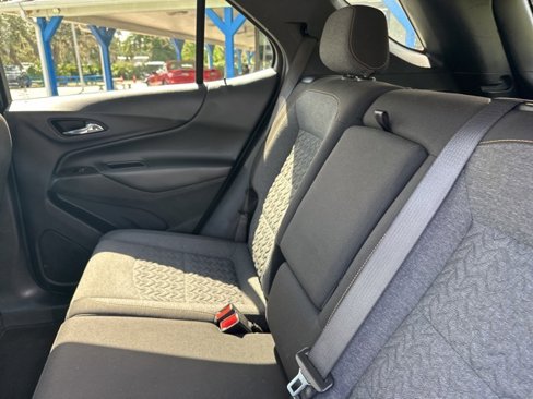 Used 2023 Chevrolet Equinox LT image 30