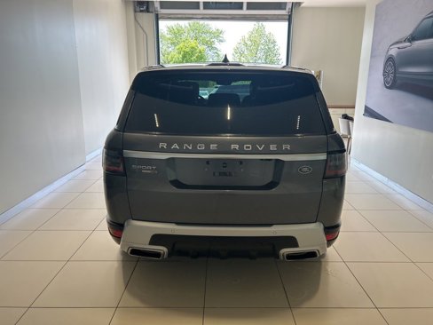 Used 2018 Land Rover Range Rover Sport HSE image 14