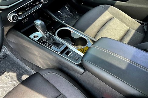 Used 2020 Nissan Altima 2.5 SV image 15