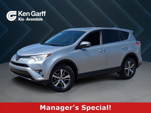 Used 2018 Toyota RAV4 XLE image 1