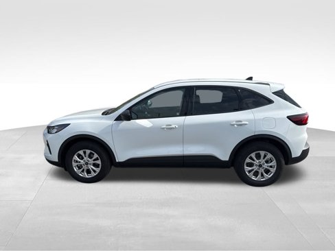 Used 2025 Ford Escape Active w/ Tech Pack #1 image 2