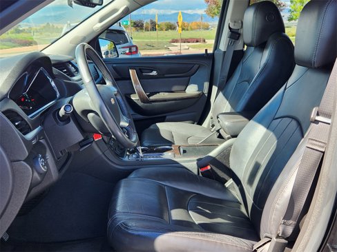 Used 2016 Chevrolet Traverse LTZ image 8
