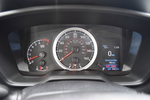 Used 2022 Toyota Corolla Cross LE image 11