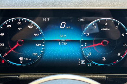 Certified 2021 Mercedes-Benz GLA 250 4MATIC w/ Premium Package image 27