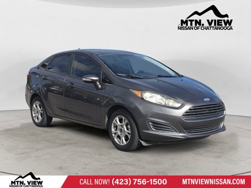 Used 2016 Ford Fiesta SE image 2