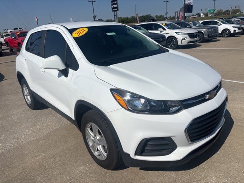 Used 2021 Chevrolet Trax LS w/ Tint and Cruise Package image 22