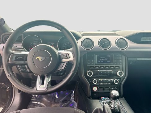 Used 2015 Ford Mustang Coupe image 22