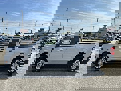 New 2025 Ford Maverick XL image 7