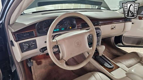 Used 1997 Cadillac Seville STS image 20