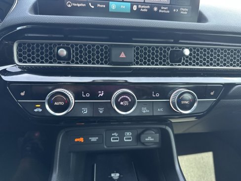Used 2023 Honda Civic Touring image 12