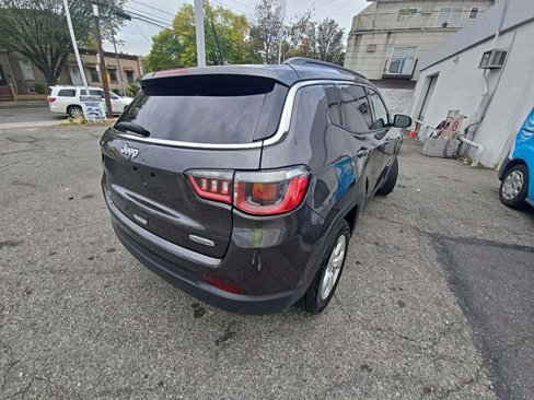Used 2020 Jeep Compass Latitude w/ Cold Weather Group image 8