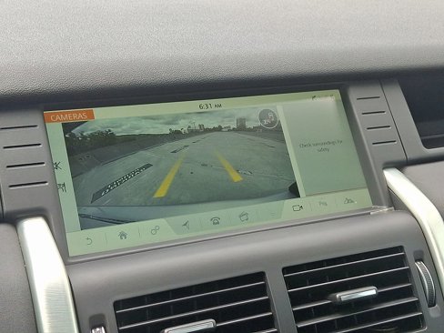 Used 2018 Land Rover Discovery Sport HSE image 10