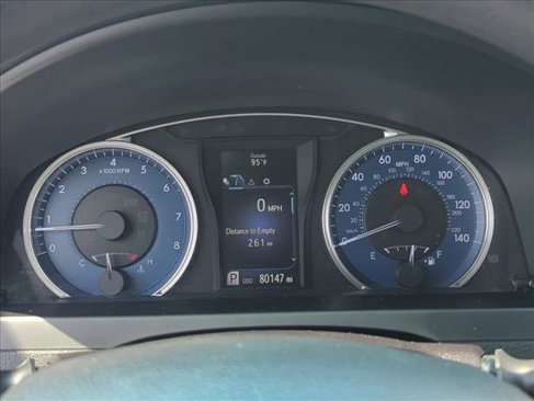 Used 2016 Toyota Camry LE image 10