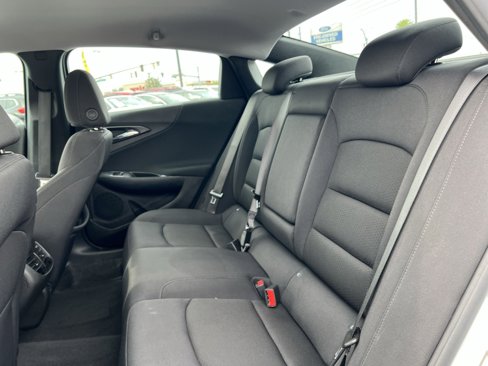 Used 2024 Chevrolet Malibu LT image 23