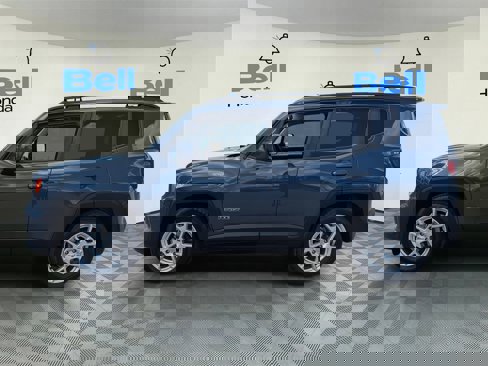Used 2020 Jeep Renegade Latitude w/ Popular Equipment Group image 2