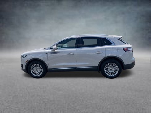 Used 2019 Lincoln Nautilus Premier image 9