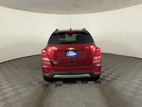 Certified 2022 Chevrolet Trax LT w/ LT Convenience Package image 8