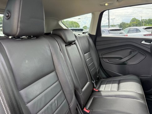 Used 2016 Ford Escape Titanium image 37