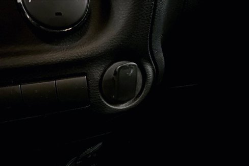 Used 2011 Jeep Wrangler Sport image 32