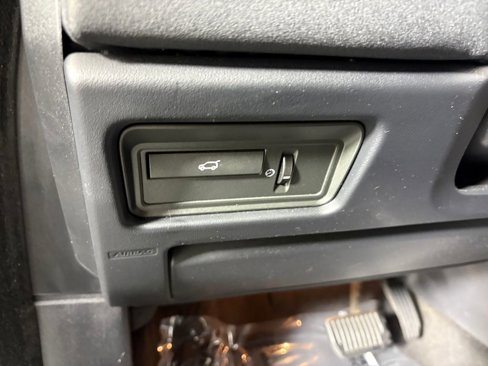 Used 2013 Land Rover Range Rover Evoque Pure Plus image 13