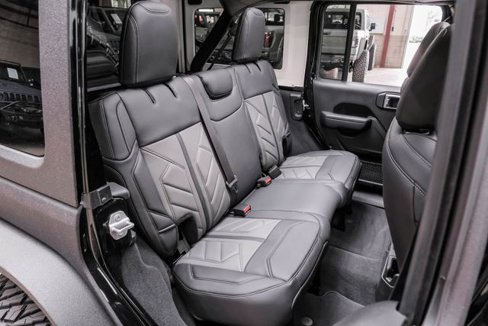 Used 2024 Jeep Wrangler Unlimited Sport image 83