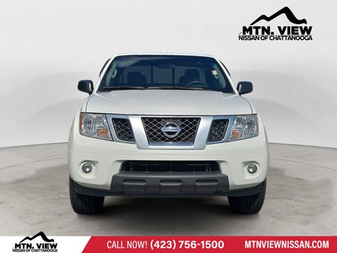 Used 2015 Nissan Frontier Desert Runner image 7