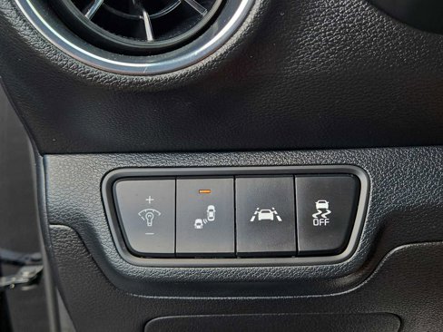 Used 2021 Kia Forte GT-Line image 19